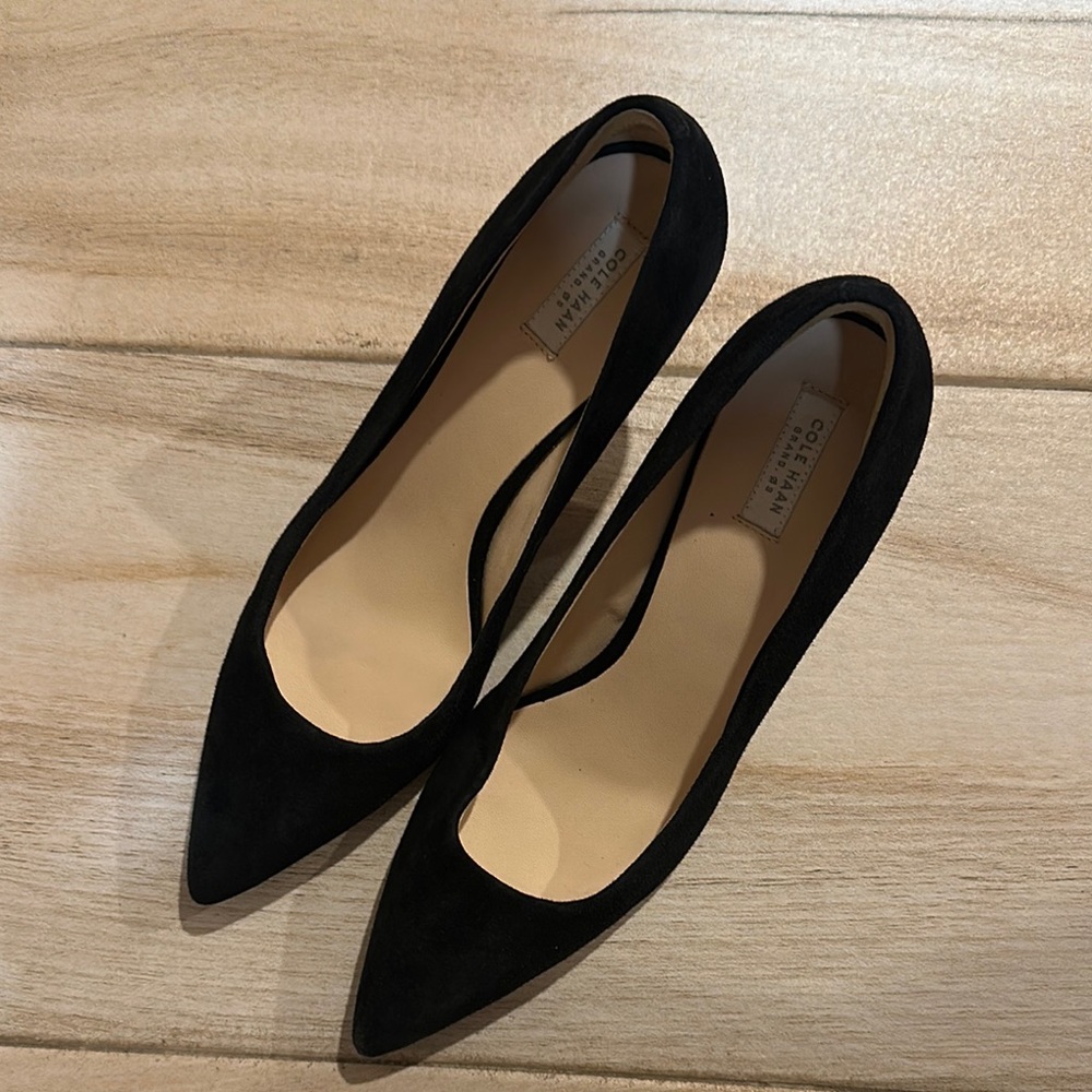 USED - Cole Haan Women's Black Suede Pumps